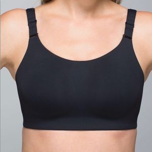 36D Lululemon Booby Bracer